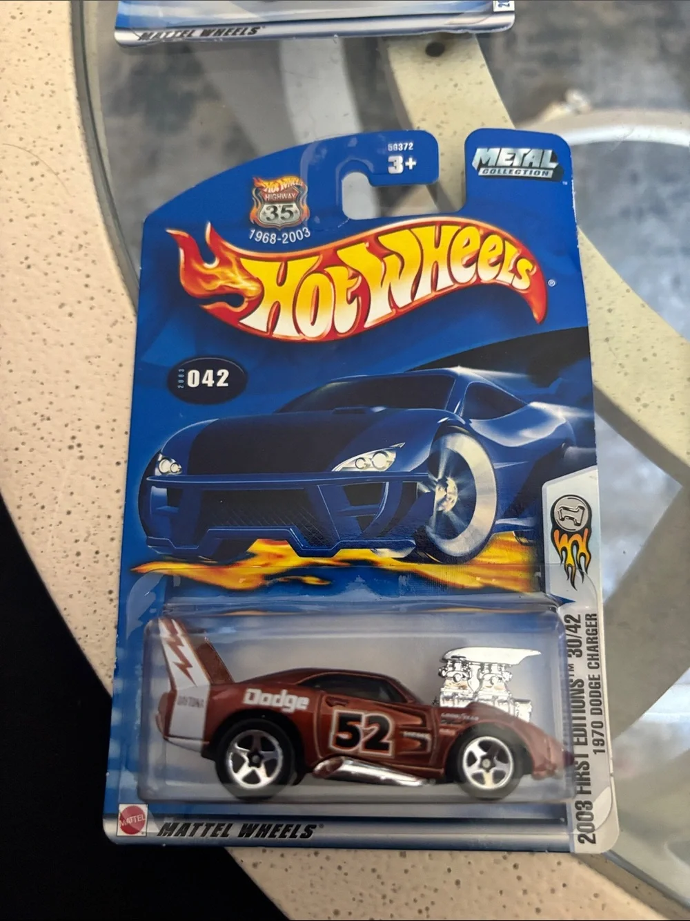 8 Hot Wheels Cars ( No 45,45,45,42,29,22,36,32) year 2000